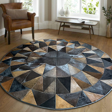 Round Cowhide Patchwork Rug Ø 200 cm
