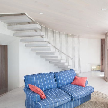Curved Suspendo Staircase