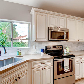 Antique White Kitchen Cabinets