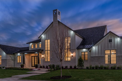 Inspiration for an exterior home remodel in Austin