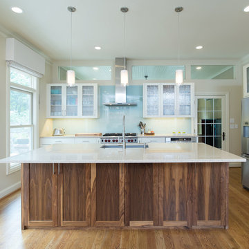 C2 Residence: Dark to Bright