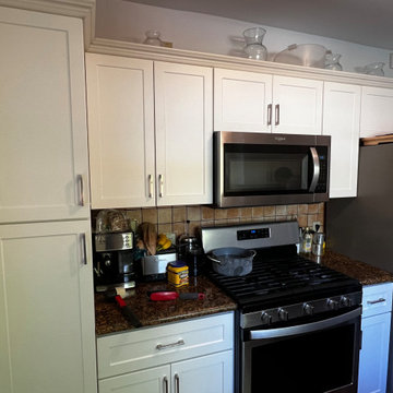 Modern Kitchen Remodel Done With Redooring