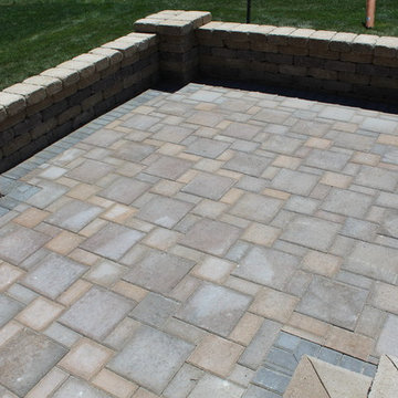 Raised Patio with Step - Fendt