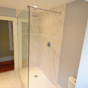 Retro small bathroom