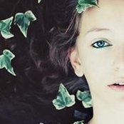 Vee Vu's photo