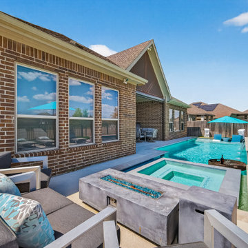 Tiburon • Katy, Texas — Pool, Spa & Raised Water Feature
