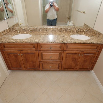 Kohler Devonshire Tub With Recessed Shampoo Shelf & Tall Shower Doors