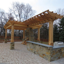 Pergolas/Trellis
