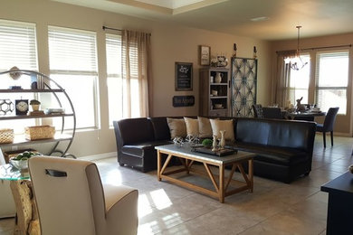 Inspiration for a shabby-chic style home design remodel in Austin