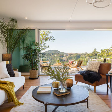 The Oakland Skyline Jewel: A Modern Tri-Level Transformation