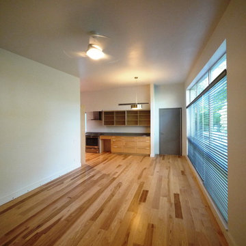 Den and Den Kitchen