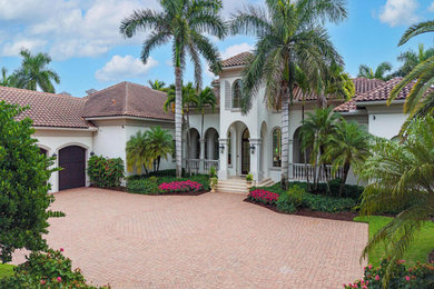 Example of a beach style exterior home design in Miami