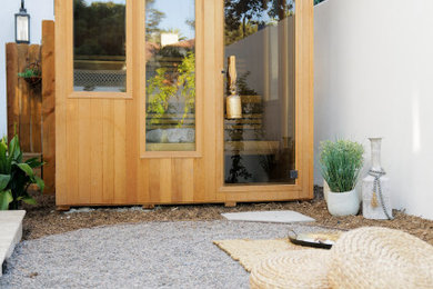 Inspiration for an exterior home remodel in Los Angeles