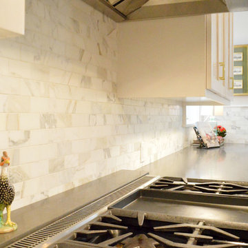 Refugio Kitchen