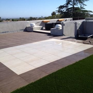 Westwood Rooftop Living Space
