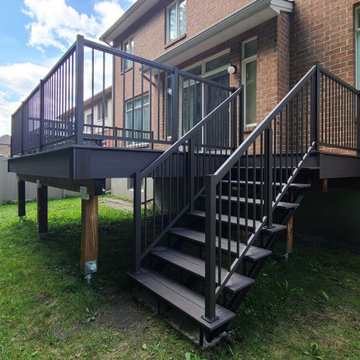 Picketing Deck Railing