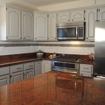 Golden Oak to light Grey with Black Island