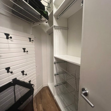 Entry Walk In Closet