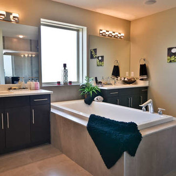 Entity Showhome in College woods