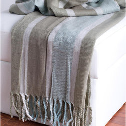 Rizzy Luxury Throws - Throws
