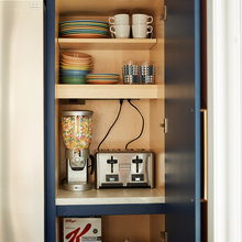 Kitchen Cabinet Interiors