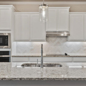 Holly - Kitchen