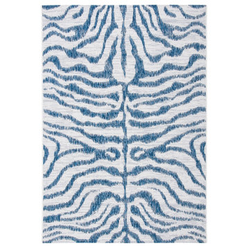 Safavieh Courtyard Collection CY8444 Indoor-Outdoor Rug, Ivory/Navy, 5' 3"x7' 7"