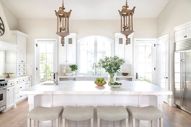 Kitchen photo in Orange County