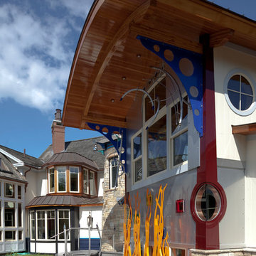 Electic Art & Music House