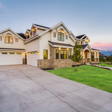 E Builders Homes - 2015 Utah Valley Parade - Modern American Farmhouse