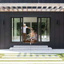SB - doors and outside