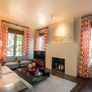 Gorgeous Decor in Pint-Sized Bungalow