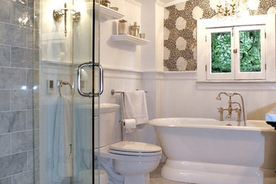 セントルイスにあるコンテンポラリースタイルのおしゃれな浴室の写真