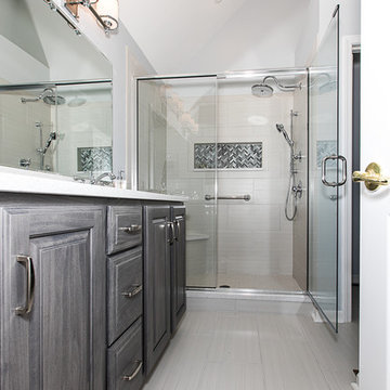 Elk Pointe Master Bathroom