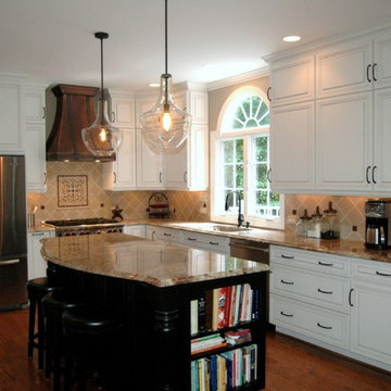 Traditional Old World Kitchen