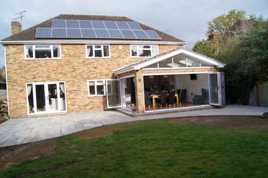 Photo of a contemporary home in Berkshire.