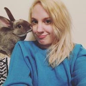 Ember Cemellis billede