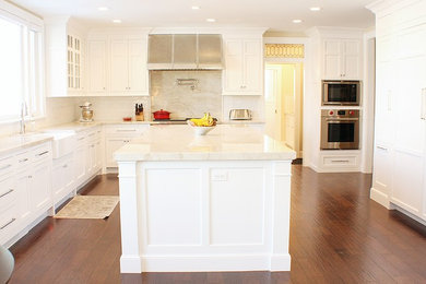 Elegant kitchen photo in Salt Lake City