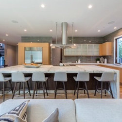 1020 Hermosa - Products