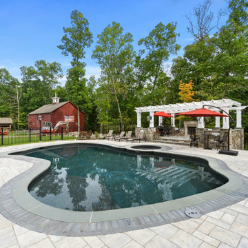 Freeform Pool in Bolton, CT