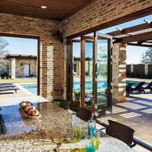 Outdoor Kitchen