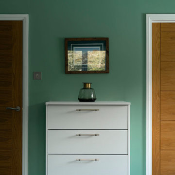 White & Green Bedroom in Buckinghamshire