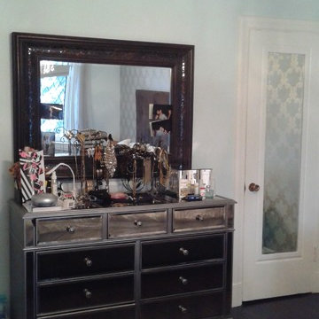 Mirror chest