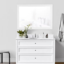 80 Green Upstairs Bathrooms