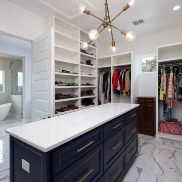Modern: 4,950 ft², 4 BR/4 BA/2 ST home