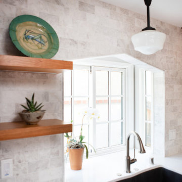 Fullerton / Kitchen