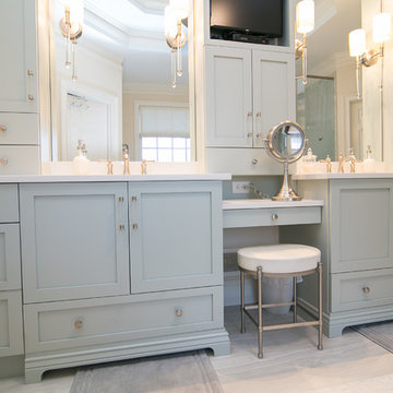 A serene spa masterbathroom