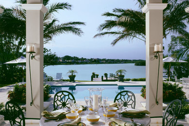 Inspiration for a transitional patio remodel