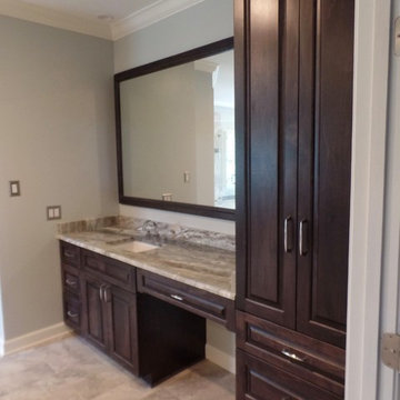 Lockesley Master Bathroom