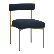 Chairs & Benches